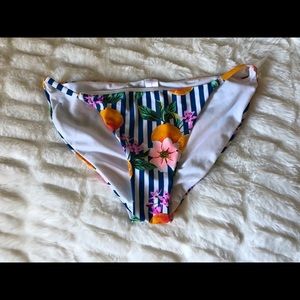 ❗️NEVER WORN❗️Brand new bathing suit bottoms